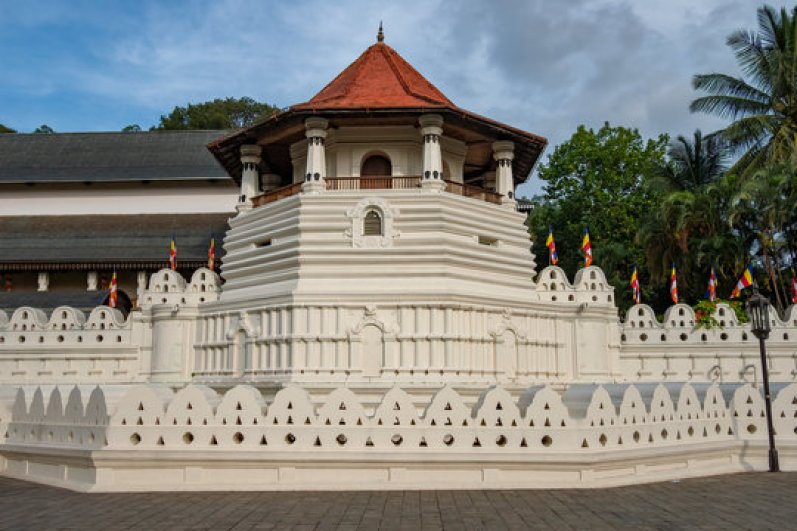 Temple of the Sacred Tooth Relic
